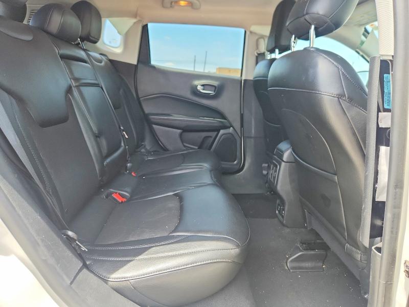 2018 Jeep Compass მანქანა იყიდება აუქციონზე, vin: 3C4NJDBB6JT394813, აუქციონის ნომერი: 52377486