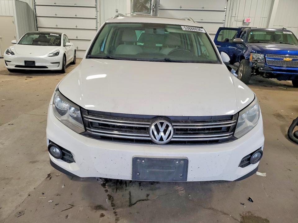 53888036 :رقم المزاد ، WVGBV3AX5DW587169 vin ، 2013 Volkswagen Tiguan مزاد بيع