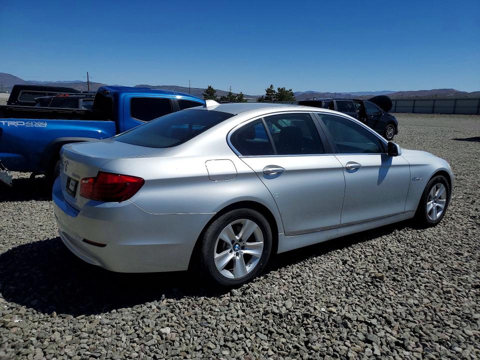 2013 Bmw 528 მანქანა იყიდება აუქციონზე, vin: WBAXH5C52DDW16838, აუქციონის ნომერი: 53321786