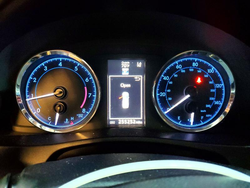 2017 Toyota Corolla მანქანა იყიდება აუქციონზე, vin: 5YFBURHE8HP631341, აუქციონის ნომერი: 55034226
