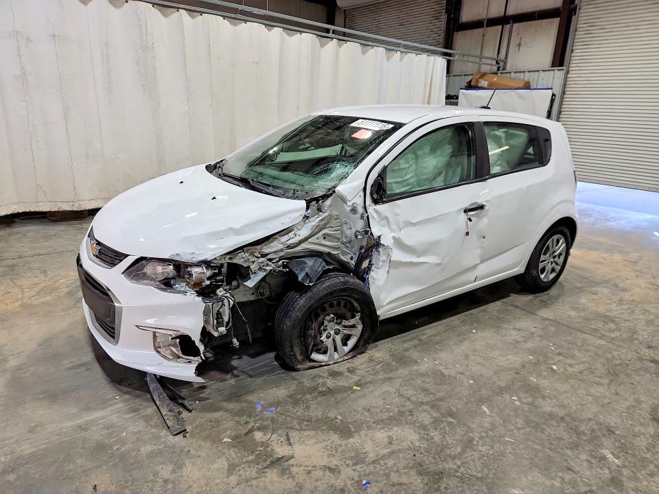 51111516 :رقم المزاد ، 1G1JG6SB7L4104329 vin ، 2020 Chevrolet Sonic مزاد بيع