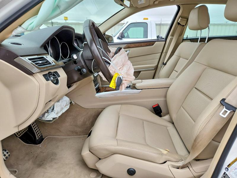 Продажа на аукционе авто 2016 Mercedes-benz E, vin: WDDHF5KBXGB222840, номер лота: 54264366