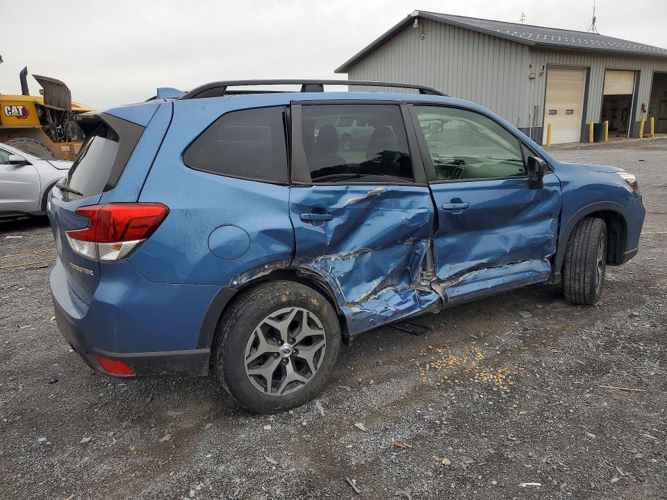 2020 Subaru Forester მანქანა იყიდება აუქციონზე, vin: JF2SKAGC5LH445303, აუქციონის ნომერი: 53067786