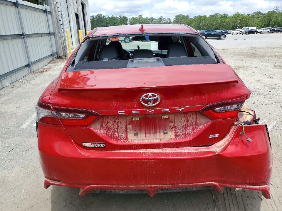 Продаж на аукціоні авто 2022 Toyota Camry, vin: 4T1G11AKXNU040440, номер лоту: 53570986