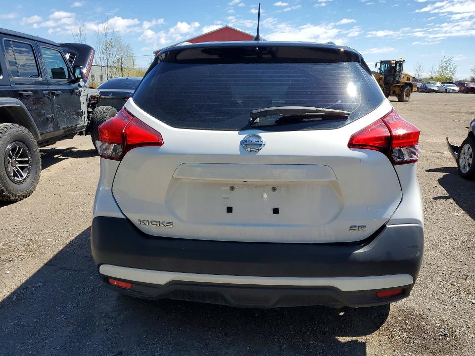 52770556 :رقم المزاد ، 3N1CP5CU8KL538250 vin ، 2019 Nissan Kicks مزاد بيع