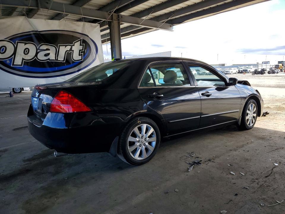 2007 Honda Accord მანქანა იყიდება აუქციონზე, vin: 1HGCM66517A056932, აუქციონის ნომერი: 54894516