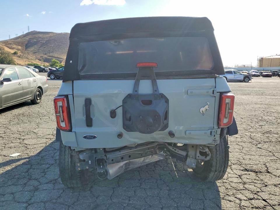 2023 Ford Bronco მანქანა იყიდება აუქციონზე, vin: 1FMEE5BP1PLB29674, აუქციონის ნომერი: 52953716