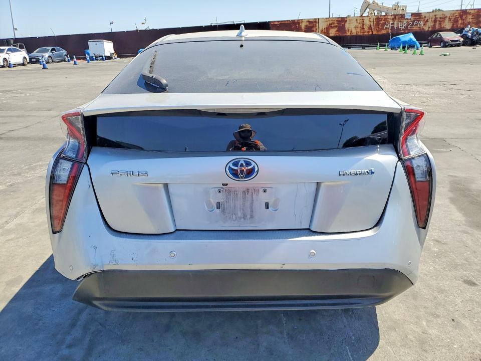 2018 Toyota Prius მანქანა იყიდება აუქციონზე, vin: JTDKBRFU1J3586158, აუქციონის ნომერი: 54727456