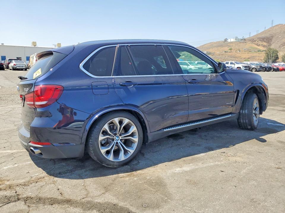 53559906 :رقم المزاد ، 5UXKR2C38H0X04764 vin ، 2017 Bmw X5 مزاد بيع