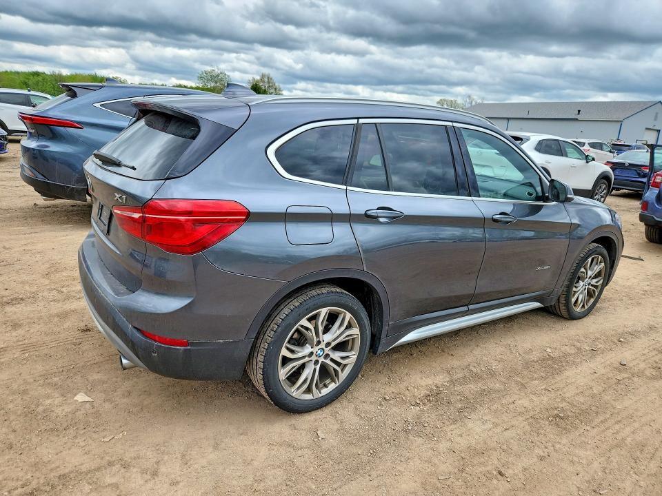Продажа на аукционе авто 2017 Bmw X1, vin: WBXHT3C33H5F72282, номер лота: 52004976