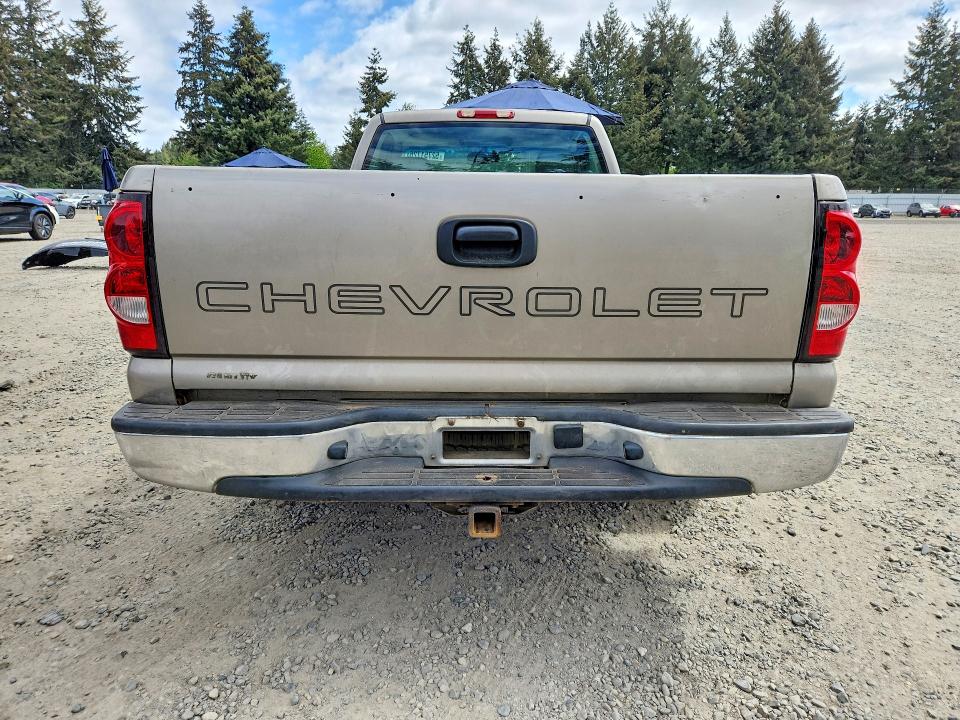 2003 Chevrolet Silverado მანქანა იყიდება აუქციონზე, vin: 1GCEC14X23Z119355, აუქციონის ნომერი: 52751726