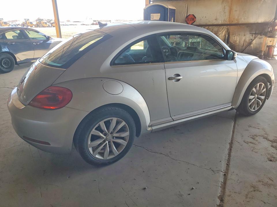 Продажа на аукционе авто 2013 Volkswagen Beetle, vin: 3VWRL7AT1DM621389, номер лота: 54923966