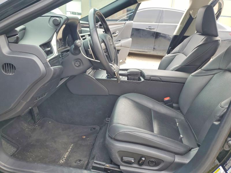 51842356 :رقم المزاد ، 58ADZ1B13LU062982 vin ، 2020 Lexus Es مزاد بيع