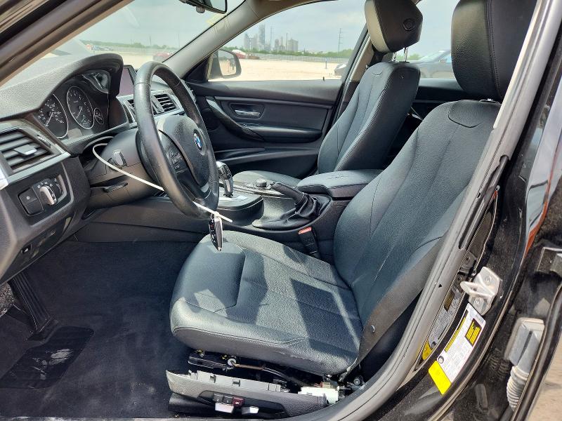 52484436 :رقم المزاد ، WBA8E1G59JNU90189 vin ، 2018 Bmw 320 مزاد بيع