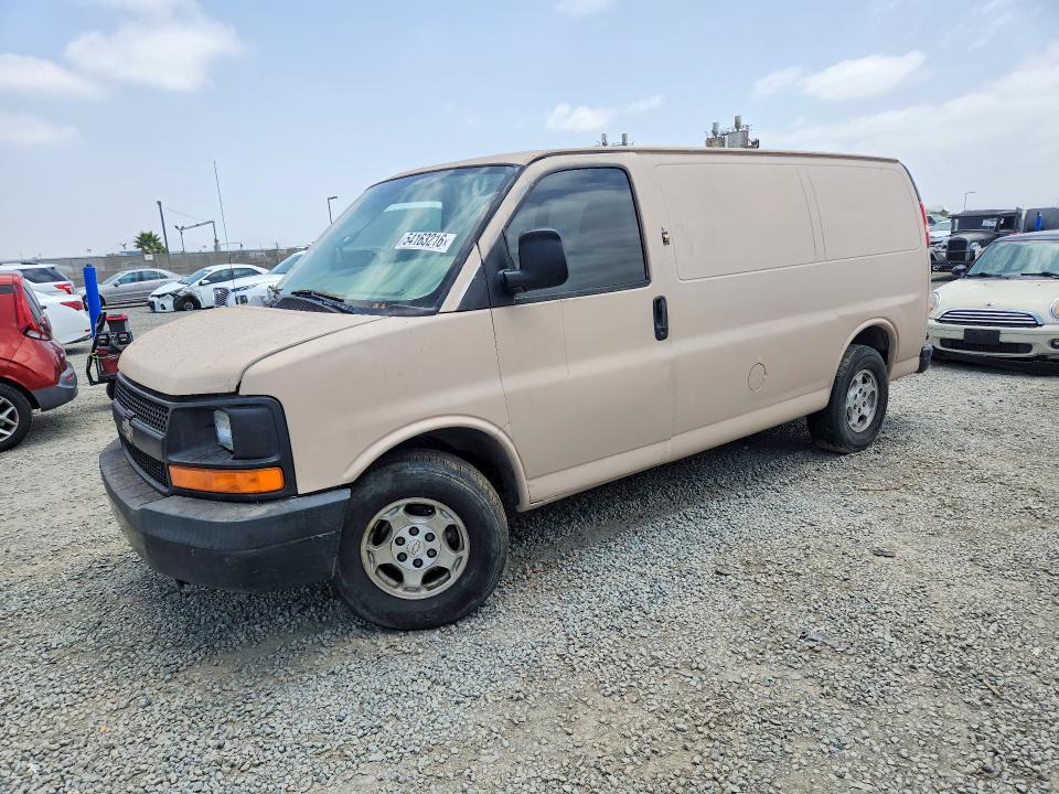 54163216 :رقم المزاد ، 1GCFG15XX61184481 vin ، 2006 Chev Express G1500 مزاد بيع