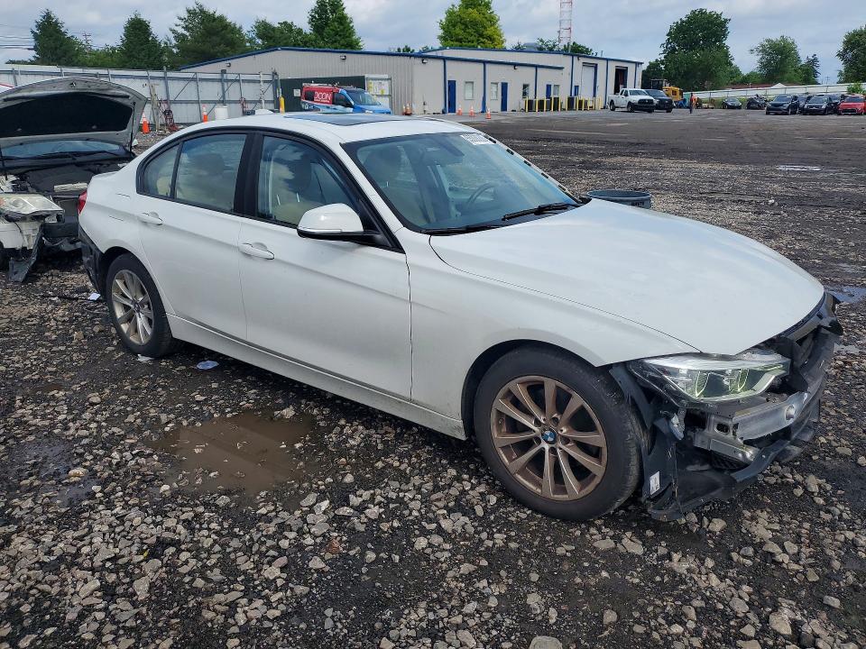 2018 Bmw 320 მანქანა იყიდება აუქციონზე, vin: WBA8E5G55JNV02975, აუქციონის ნომერი: 55338206