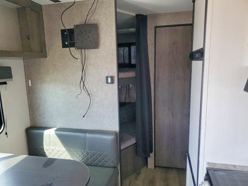 53448986 :رقم المزاد ، 58TBH0BN3M75F3207 vin ، 2021 Highland Ridge Open Range مزاد بيع