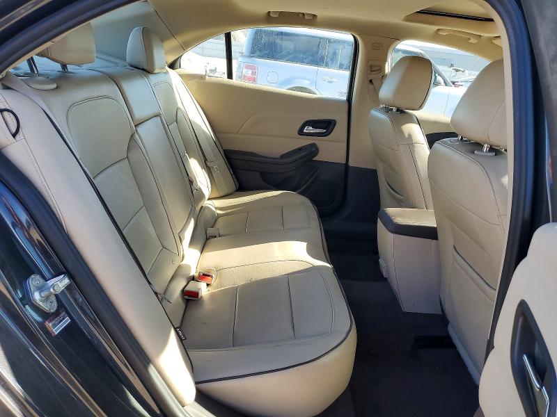 53089016 :رقم المزاد ، 1G11H5SL4EF272582 vin ، 2014 Chevrolet Malibu مزاد بيع