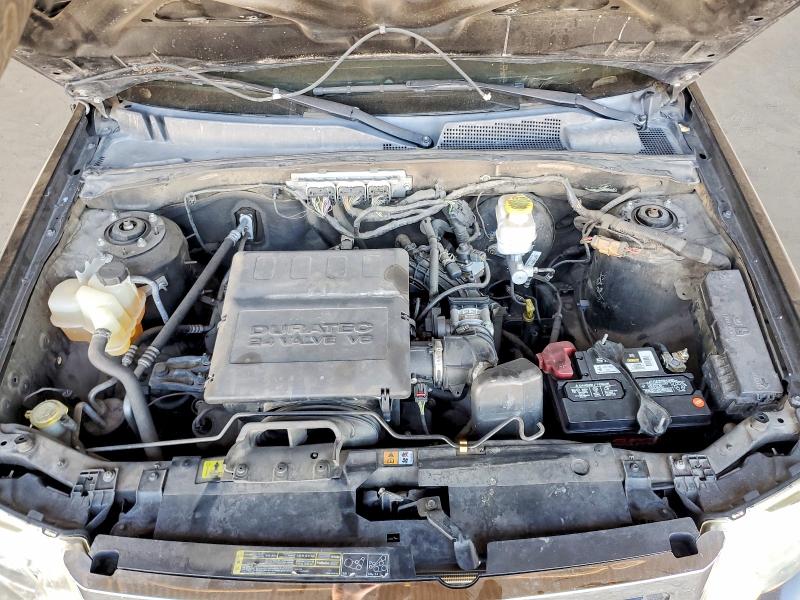 2010 Ford Escape მანქანა იყიდება აუქციონზე, vin: 1FMCU0DG7AKD40353, აუქციონის ნომერი: 53401296