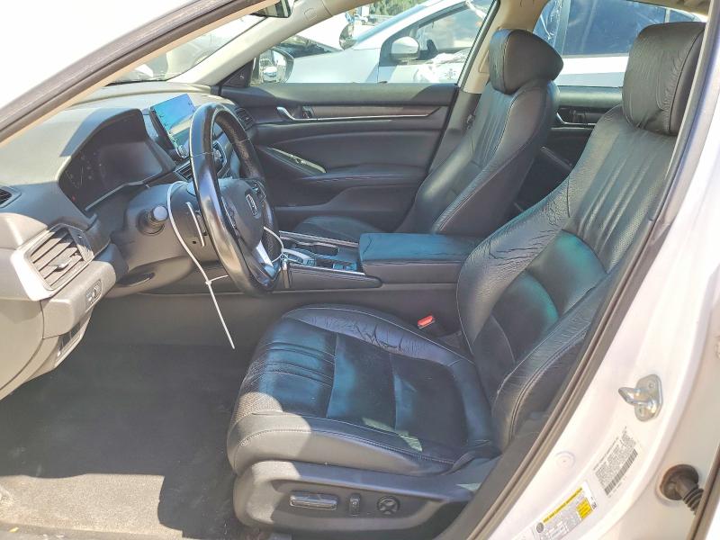 Продажа на аукционе авто 2018 Honda Accord, vin: 1HGCV2F53JA017837, номер лота: 51412876