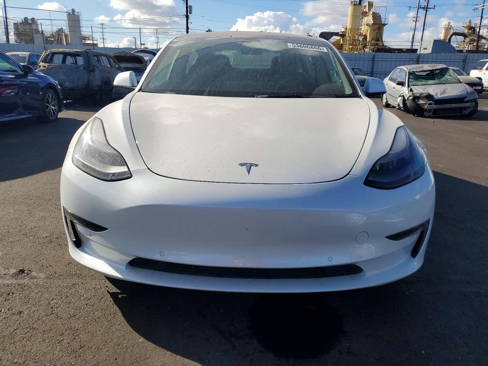 Продажа на аукционе авто 2022 Tesla Model 3, vin: 5YJ3E1EB8NF137548, номер лота: 53806866