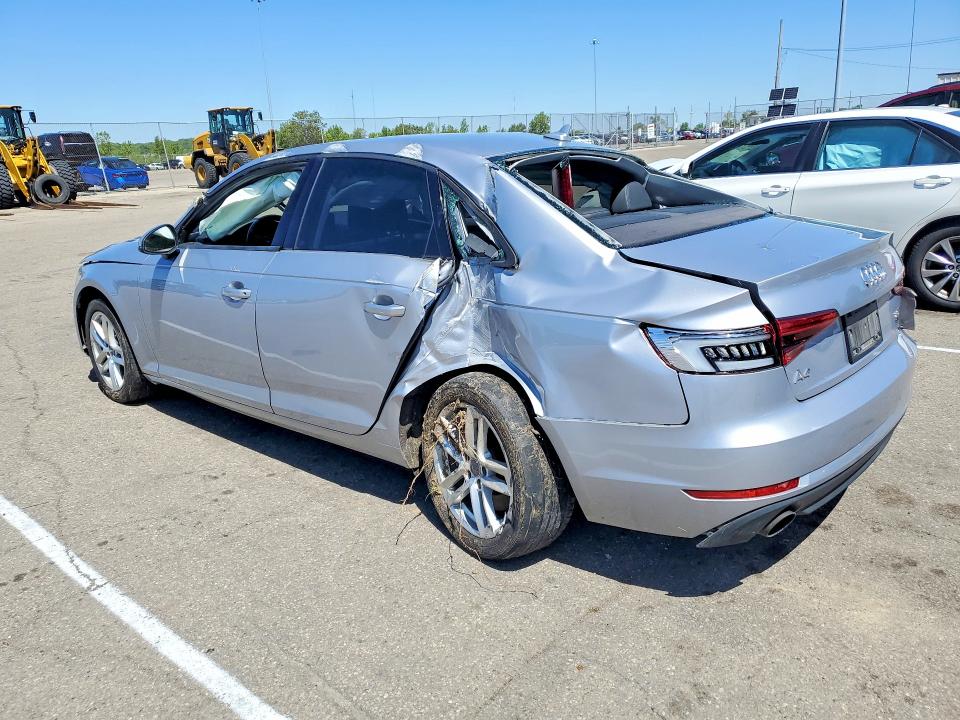 Продаж на аукціоні авто 2017 Audi A4, vin: WAUANAF44HN032127, номер лоту: 52822536