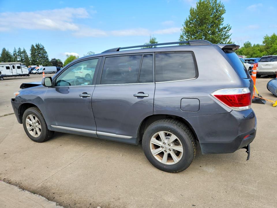 2013 Toyota Highlander მანქანა იყიდება აუქციონზე, vin: 5TDBK3EH2DS232900, აუქციონის ნომერი: 55018616