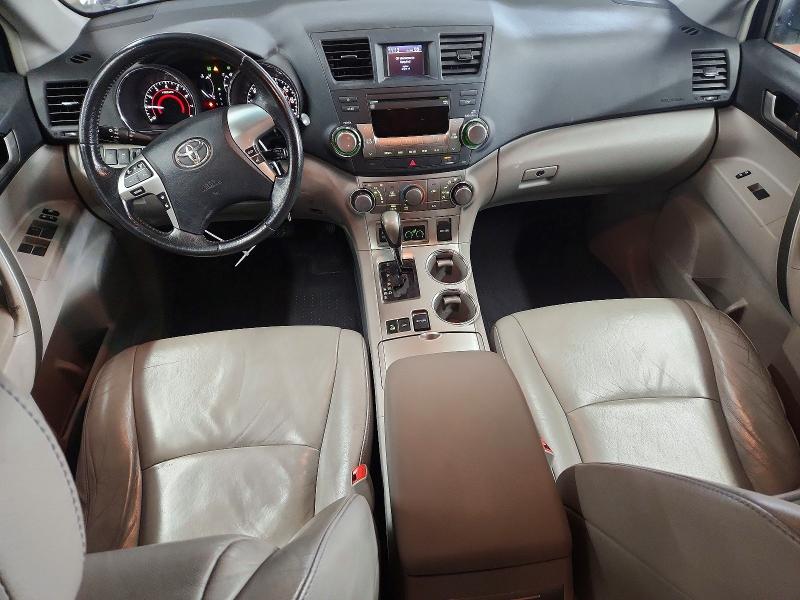 2012 Toyota Highlander მანქანა იყიდება აუქციონზე, vin: 5TDBK3EH0CS116769, აუქციონის ნომერი: 54088316