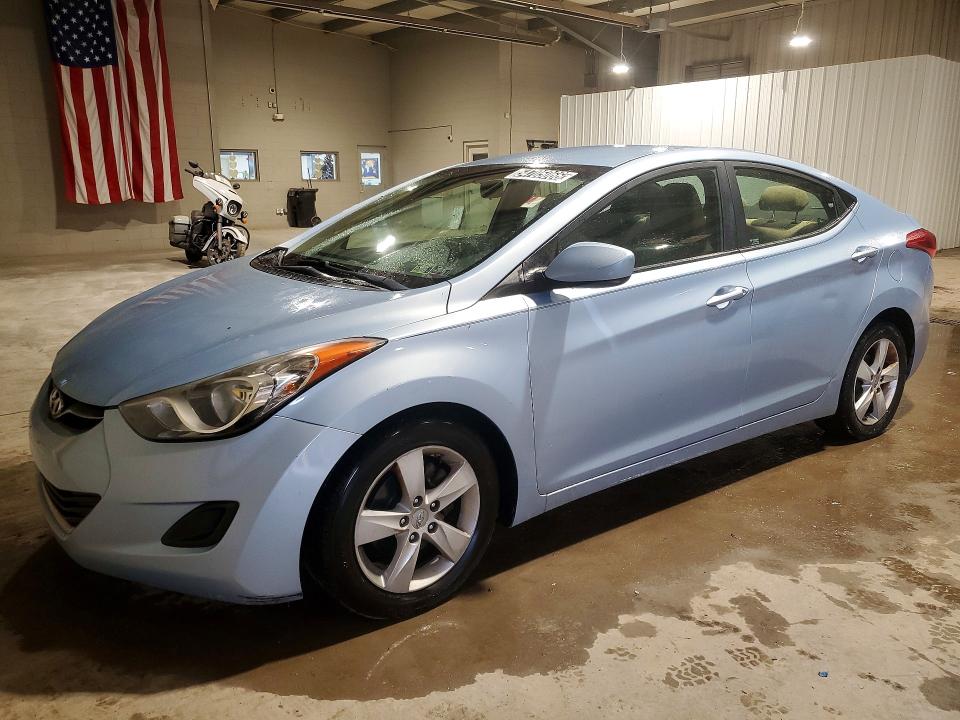 2011 Hyundai Elantra მანქანა იყიდება აუქციონზე, vin: KMHDH4AE4BU104994, აუქციონის ნომერი: 54705066