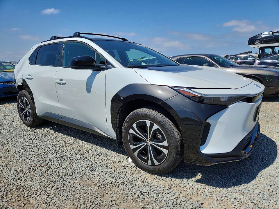 2025 Toyota Bz4x მანქანა იყიდება აუქციონზე, vin: JTMAAAAAXSA067295, აუქციონის ნომერი: 53293916