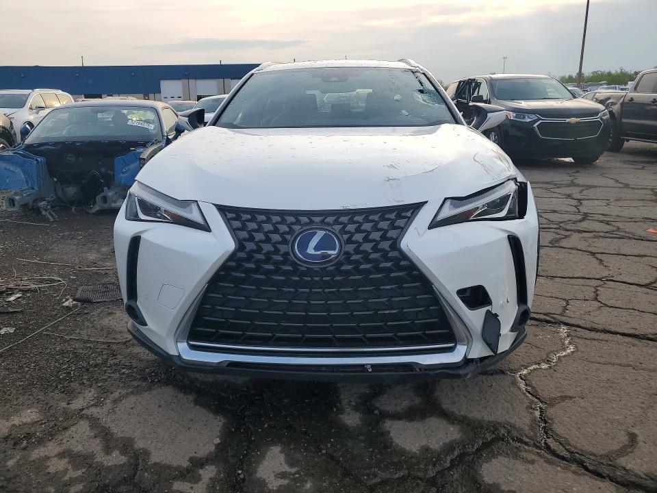 52246946 :رقم المزاد ، JTHU9JBH0K2011165 vin ، 2019 Lexus Ux مزاد بيع
