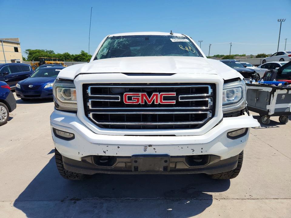 53548926 :رقم المزاد ، 3GTU2MECXHG210960 vin ، 2017 Gmc Sierra مزاد بيع