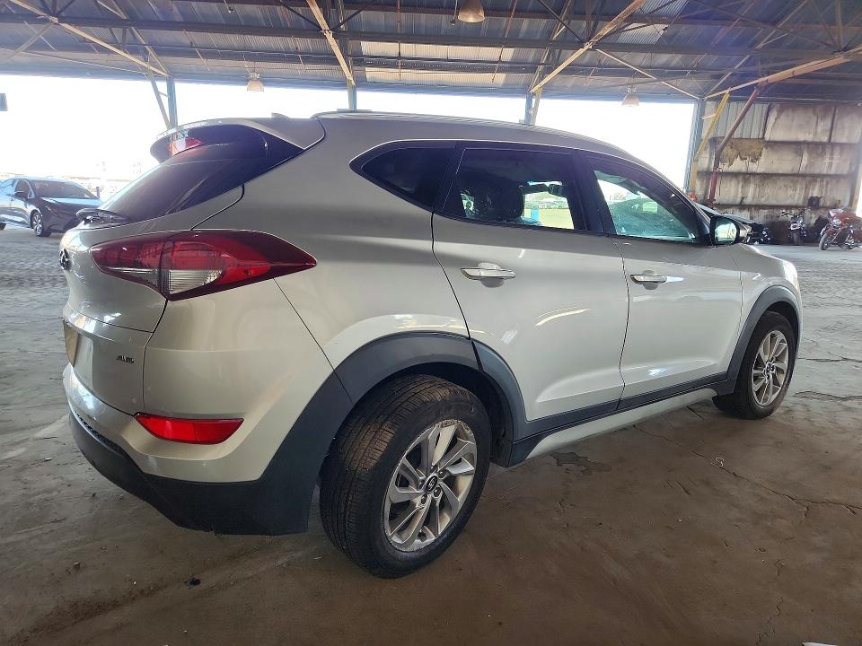 Продаж на аукціоні авто 2018 Hyundai Tuscon, vin: KM8J3CA45JU762292, номер лоту: 53448576