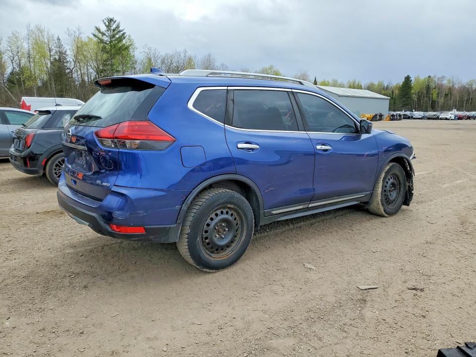 Продажа на аукционе авто 2017 Nissan Rogue, vin: 5N1AT2MV0HC800588, номер лота: 52317576