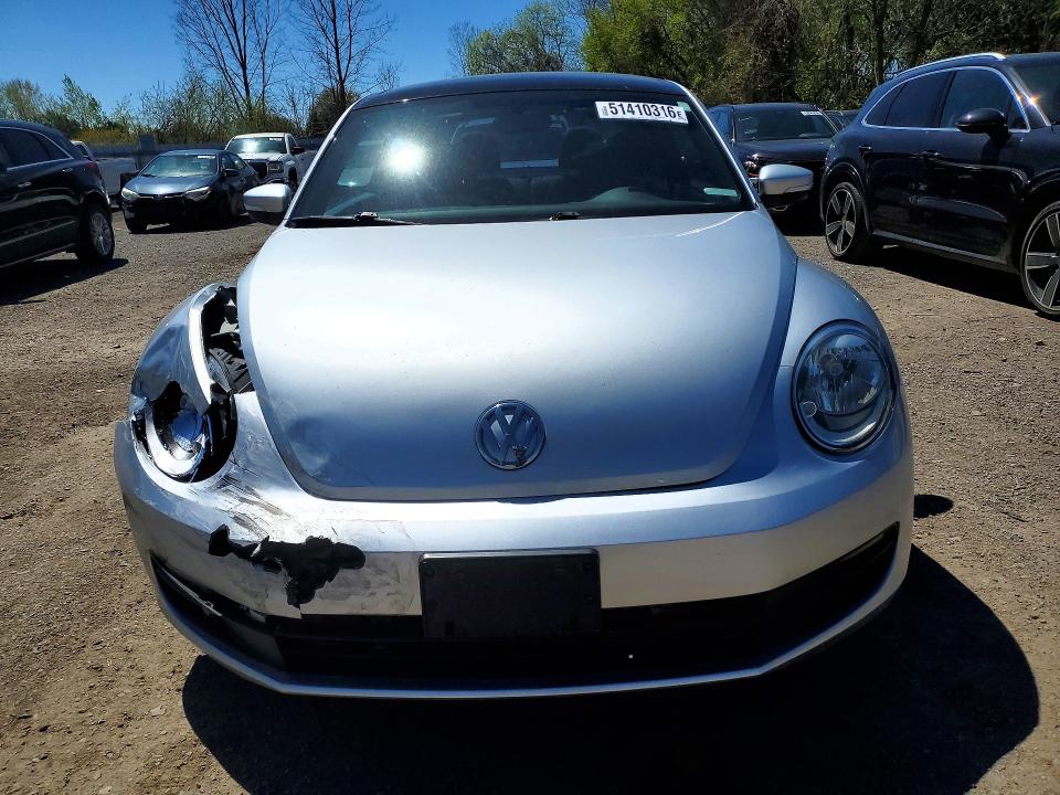 51410316 :رقم المزاد ، 3VWJ07AT2FM649811 vin ، 2015 Volkswagen Beatle مزاد بيع