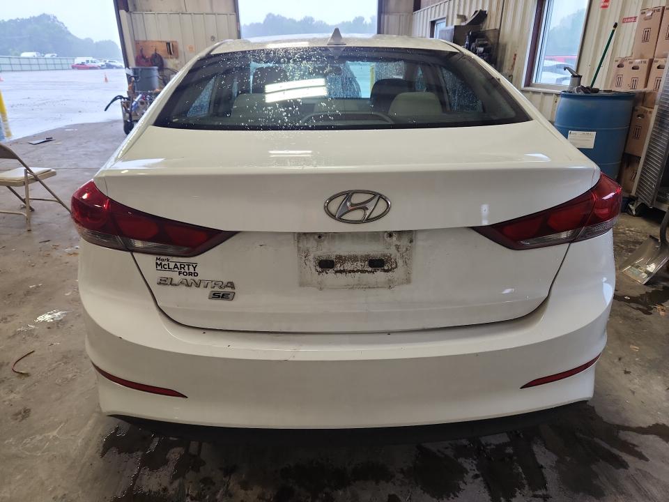 2017 Hyundai Elantra მანქანა იყიდება აუქციონზე, vin: 5NPD74LF0HH208432, აუქციონის ნომერი: 55417696