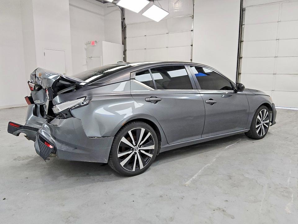 2020 Nissan Altima მანქანა იყიდება აუქციონზე, vin: 1N4BL4CV8LC124492, აუქციონის ნომერი: 53973136