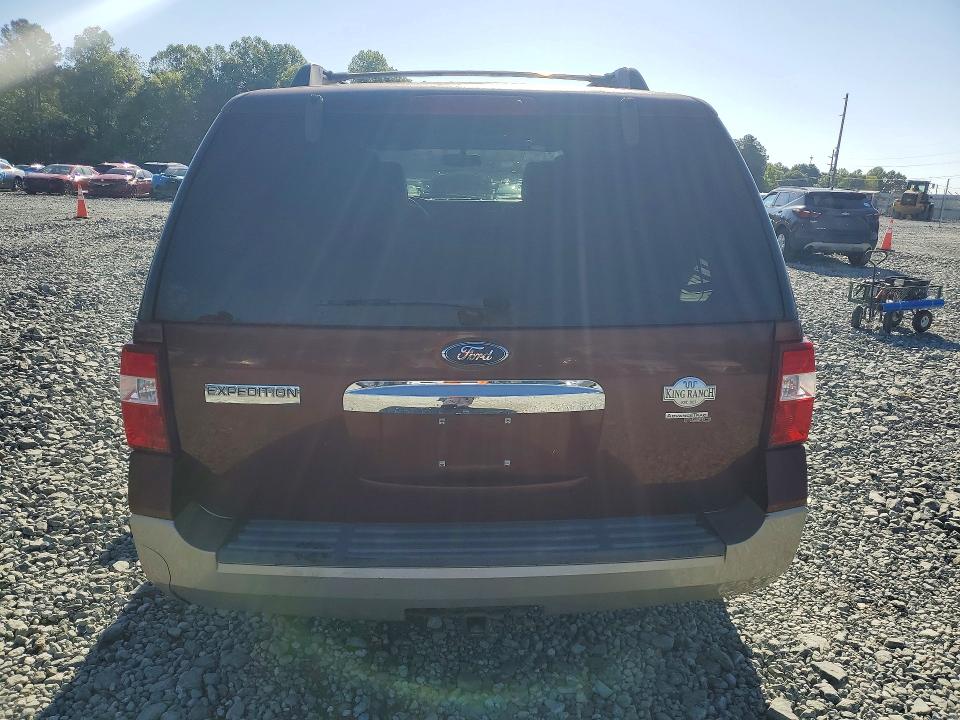 Продажа на аукционе авто 2008 Ford Expedition, vin: 1FMFU17568LA11211, номер лота: 52917846