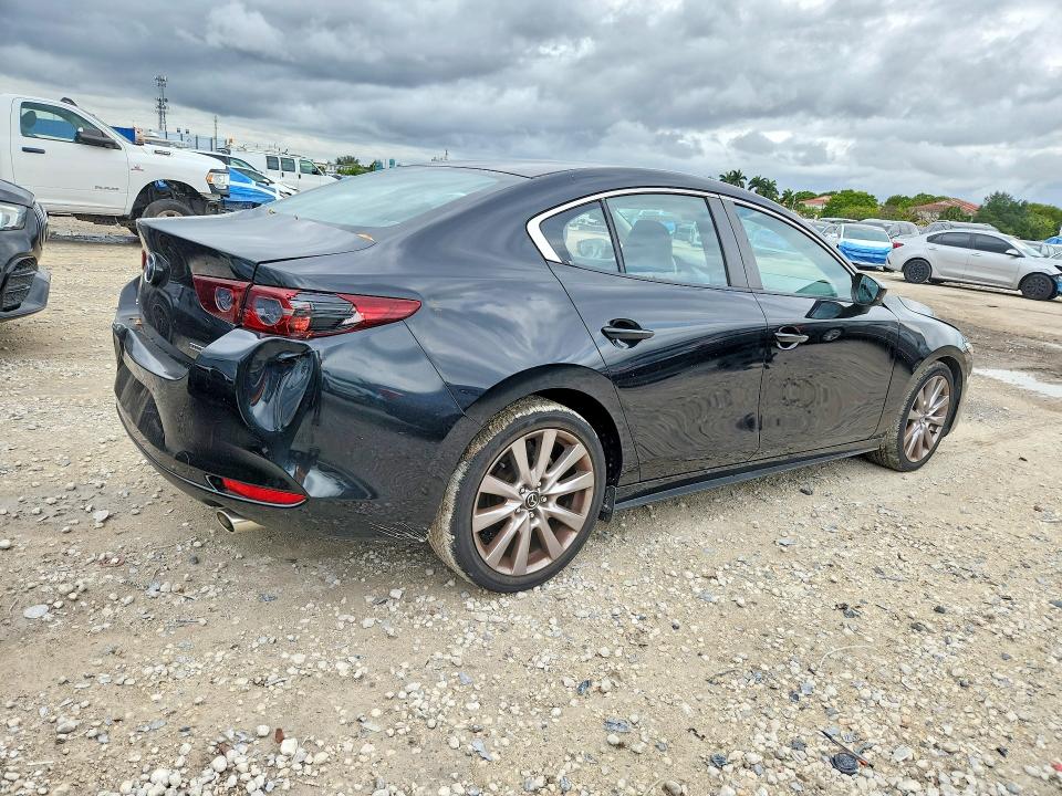 2020 Mazda 3 მანქანა იყიდება აუქციონზე, vin: JM1BPACL7L1172279, აუქციონის ნომერი: 51875566