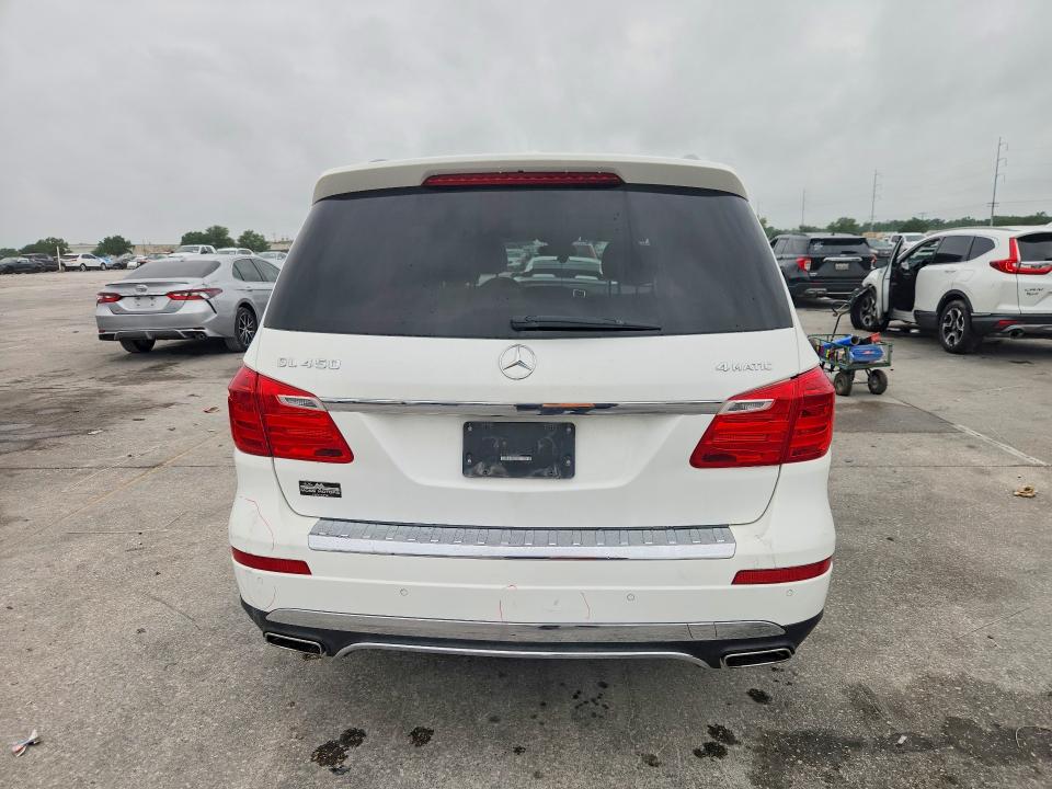 52233776 :رقم المزاد ، 4JGDF6EE8FA598067 vin ، 2015 Mercedes-benz Gl مزاد بيع