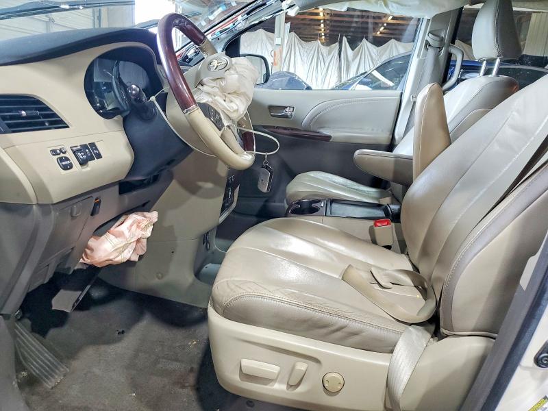 Продажа на аукционе авто 2011 Toyota Sienna, vin: 5TDYK3DCXBS069829, номер лота: 54926606