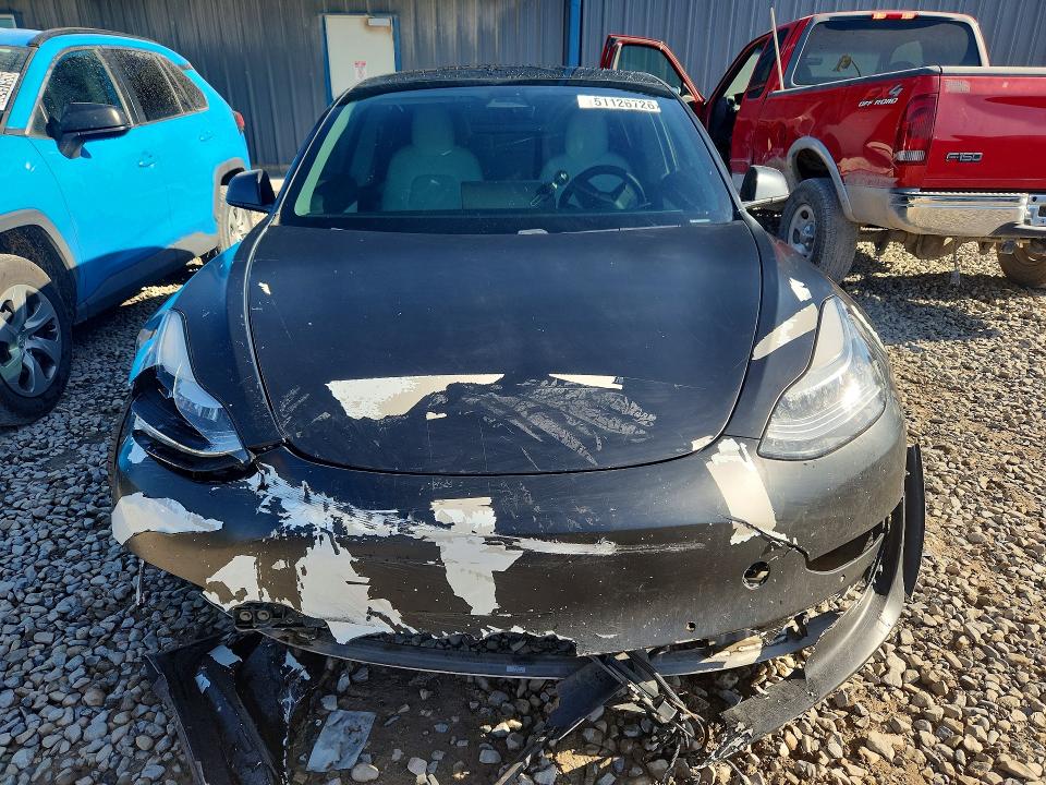 51126726 :رقم المزاد ، 5YJ3E1EB2LF622703 vin ، 2020 Tesla Model 3 مزاد بيع
