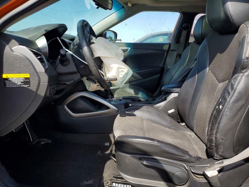 2013 Hyundai Veloster მანქანა იყიდება აუქციონზე, vin: KMHTC6AD7DU086958, აუქციონის ნომერი: 53732586