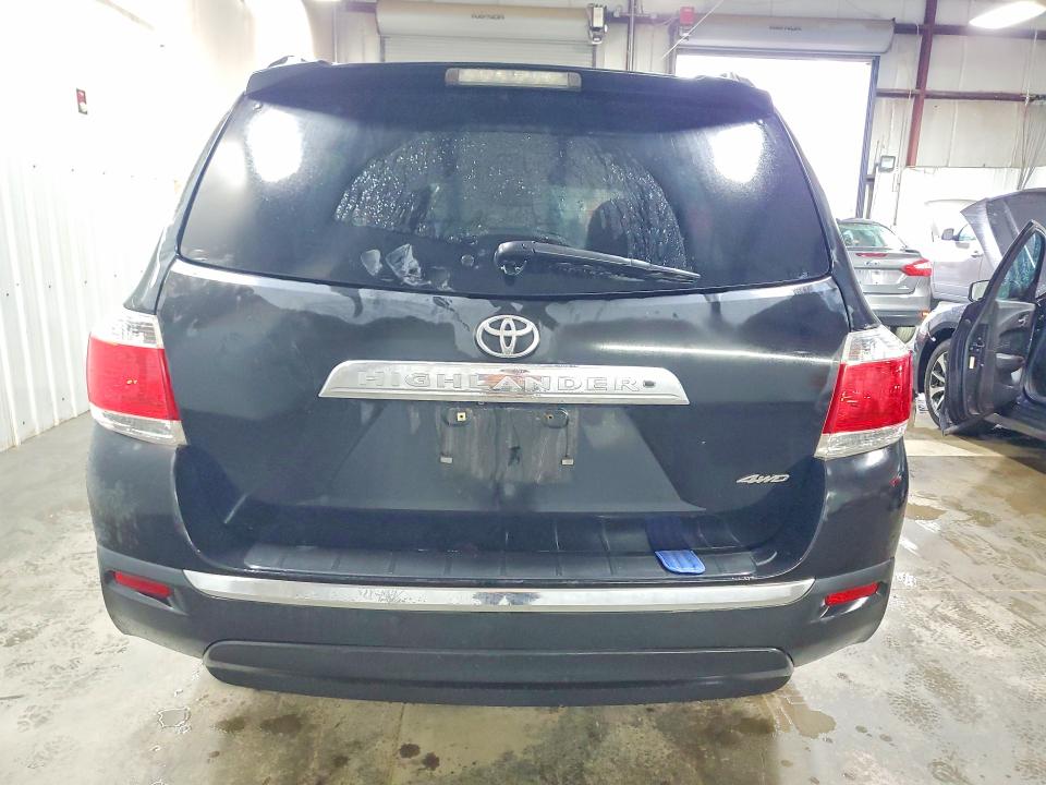 53942546 :رقم المزاد ، 5TDBK3EHXCS173027 vin ، 2012 Toyota Highlander مزاد بيع