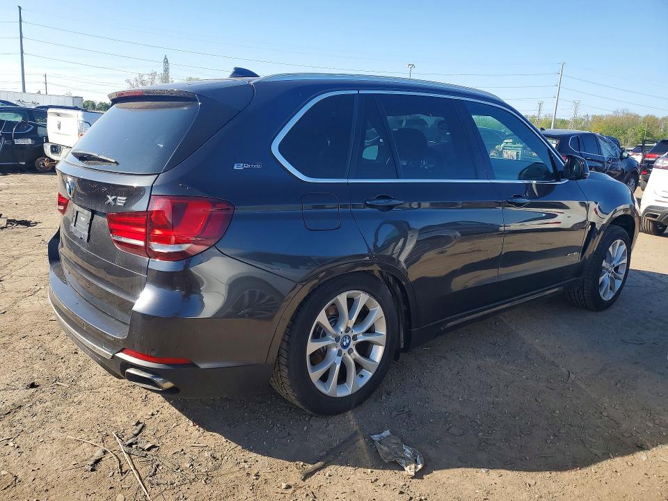 52813176 :رقم المزاد ، 5UXKT0C59J0V98354 vin ، 2018 Bmw X5 مزاد بيع