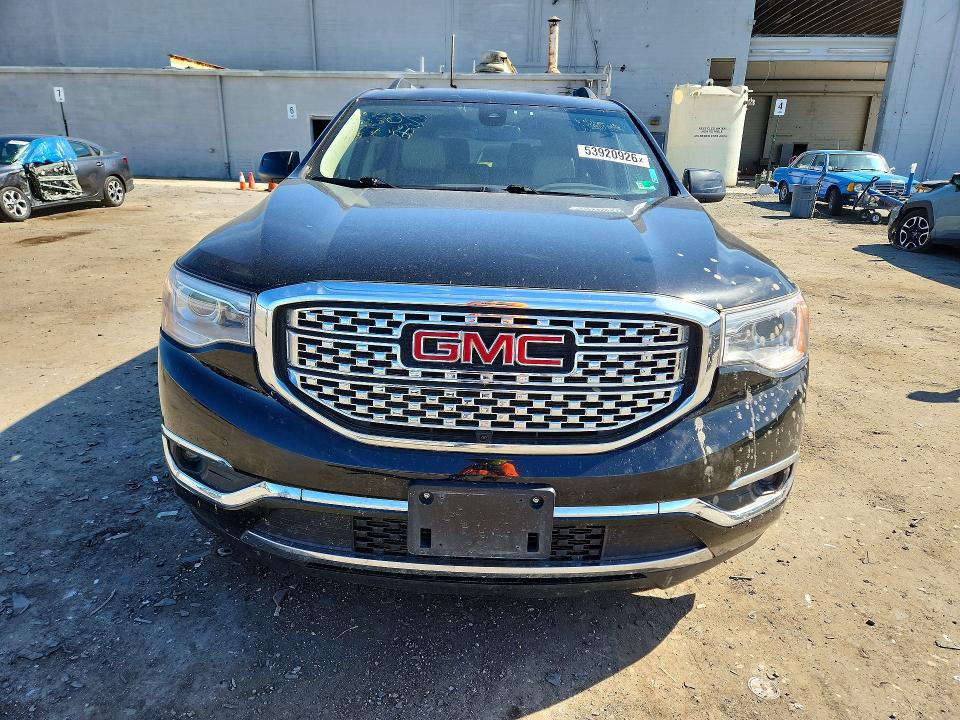 53920926 :رقم المزاد ، 1GKKNXLS7HZ194019 vin ، 2017 Gmc Acadia مزاد بيع