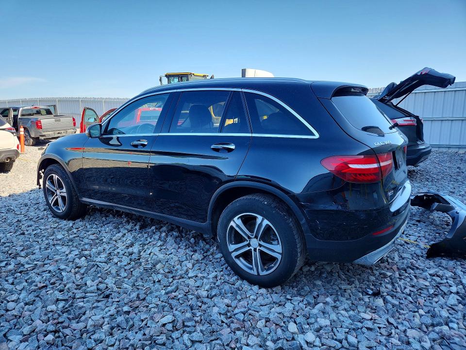 54623276 :رقم المزاد ، WDC0G4KB8GF015641 vin ، 2016 Mercedes-benz Glc مزاد بيع