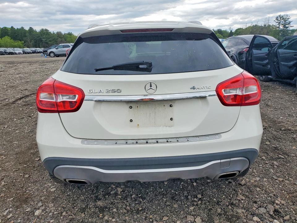 53722366 :رقم المزاد ، WDCTG4GB7JJ449267 vin ، 2018 Mercedes-benz Gla مزاد بيع