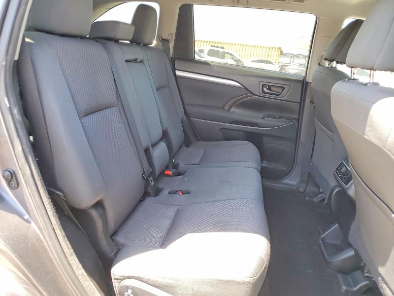 54184136 :رقم المزاد ، 5TDZZRFH3JS236901 vin ، 2018 Toyota Highlander مزاد بيع