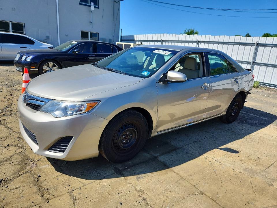 2014 Toyota Camry მანქანა იყიდება აუქციონზე, vin: 4T1BF1FK8EU346556, აუქციონის ნომერი: 55071706